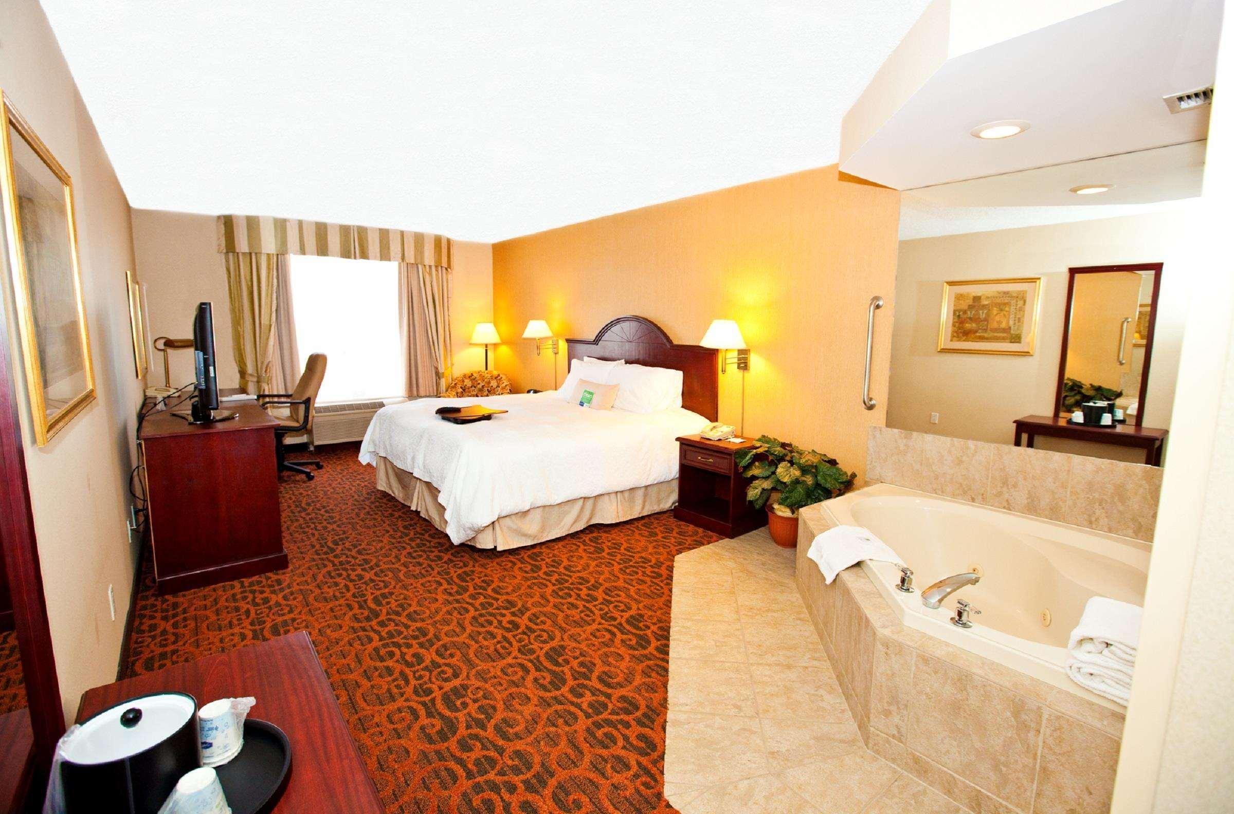 Hampton Inn Toronto-Mississauga West 部屋 写真
